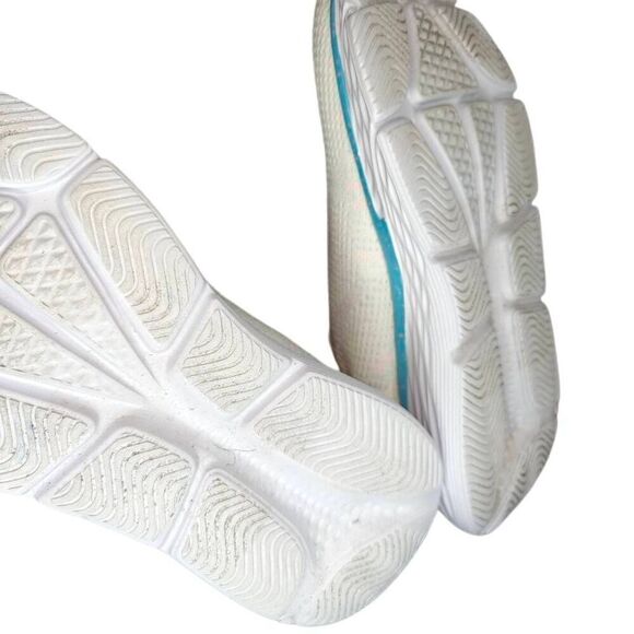 Avia Athletic Slip On Canvas Sneakers - Picture 3 of 6